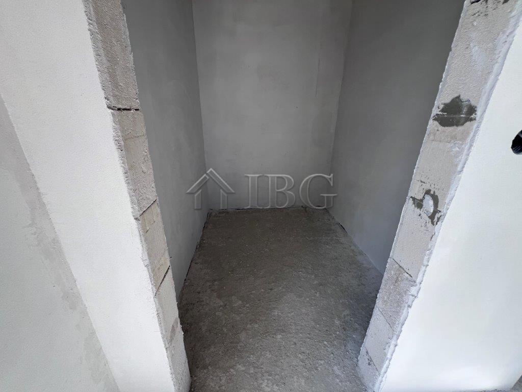 Single-Storey Private House for Sale 12 km to Sunny Beach — photo 13 of 25