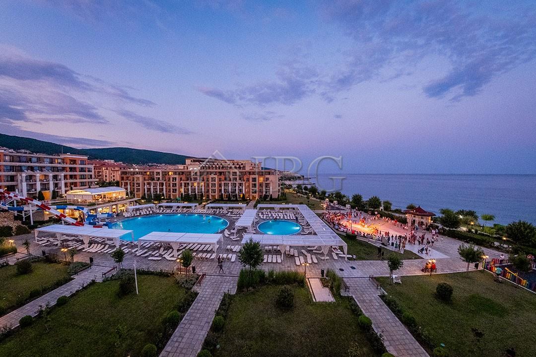 Beachfront Studio with Sea & Pool View Premier Fort, Sveti Vlas — photo 20 of 25