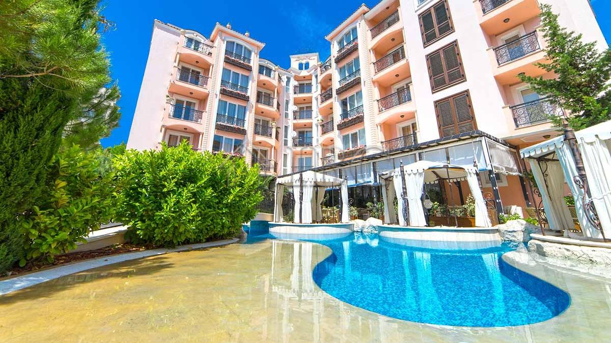Stylish 2-Bedroom Apartment with Pool View Romance Marine, Sunny Beach — photo 19 of 20