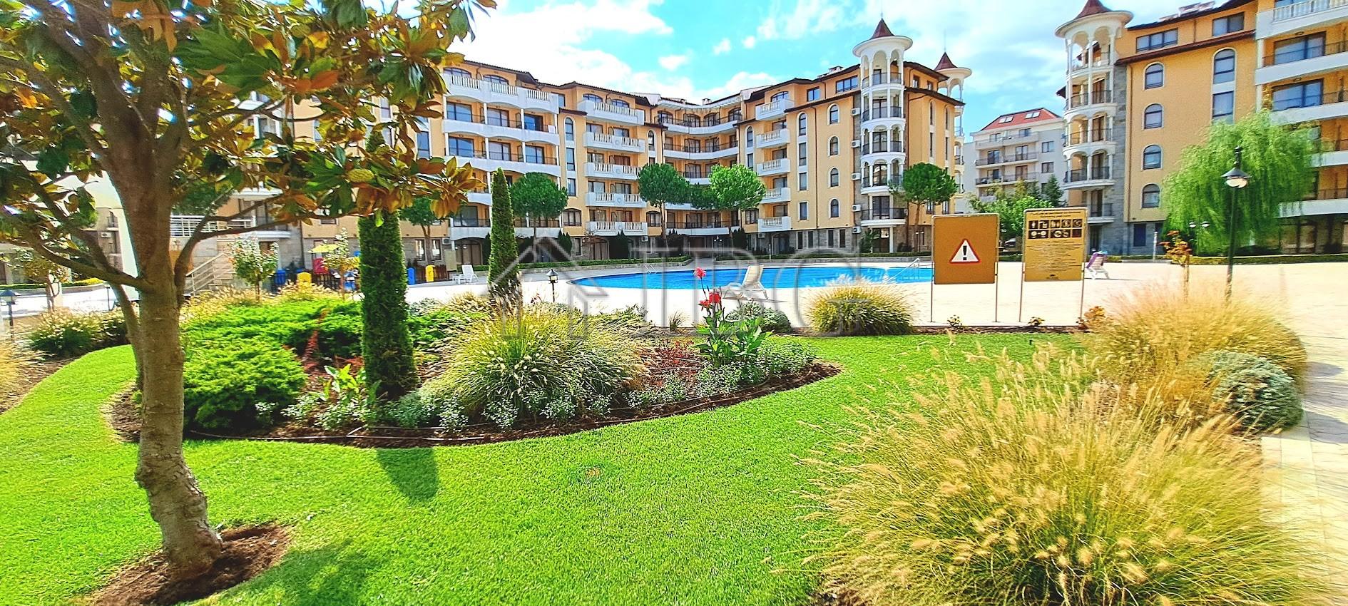 Apartment with 2 Rooms and Pool View Royal Sun, Sunny Beach — photo 21 of 22