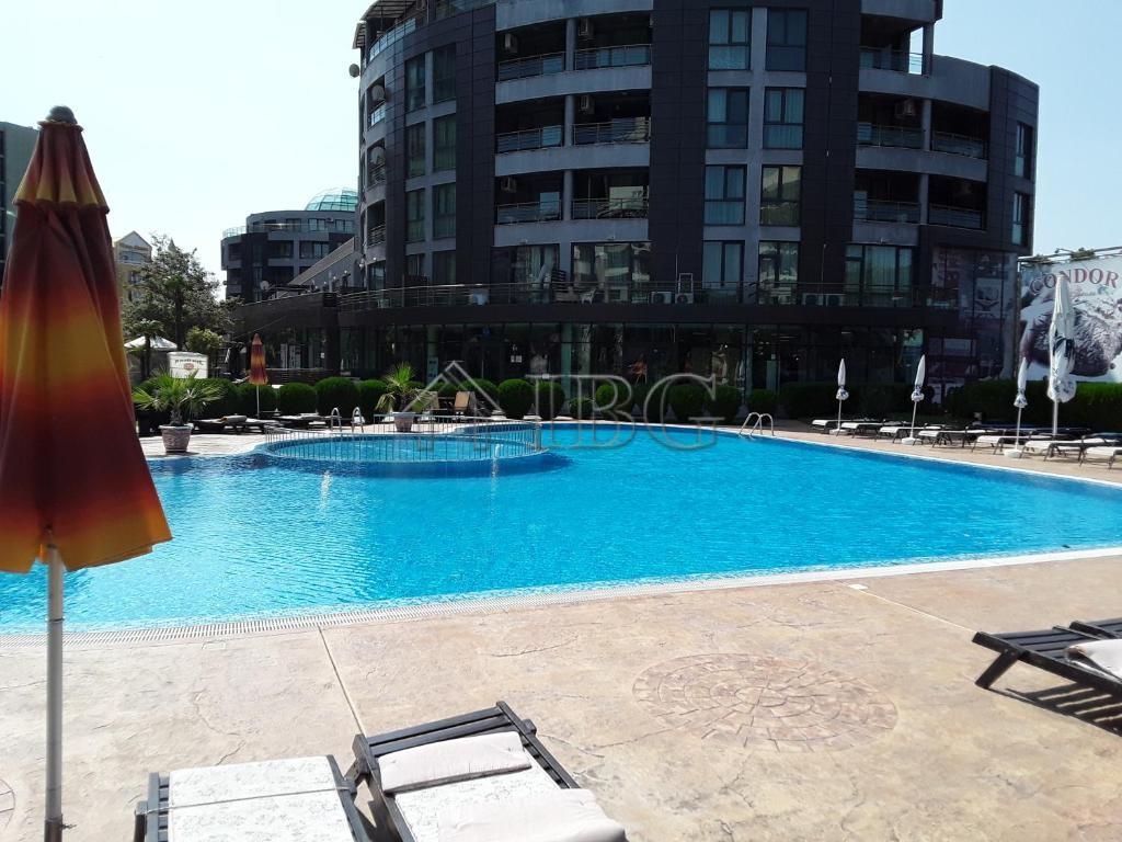 1-Bedroom Apartment Sunny Beach Plaza 5 Minutes to the Beach — photo 20 of 23