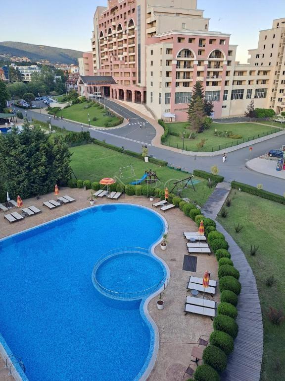 1-Bedroom Apartment Sunny Beach Plaza 5 Minutes to the Beach — photo 18 of 23