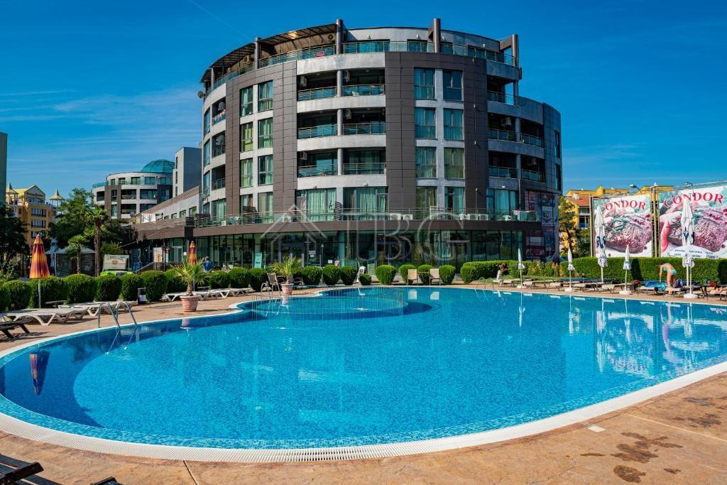 1-Bedroom Apartment Sunny Beach Plaza 5 Minutes to the Beach — photo 23 of 23