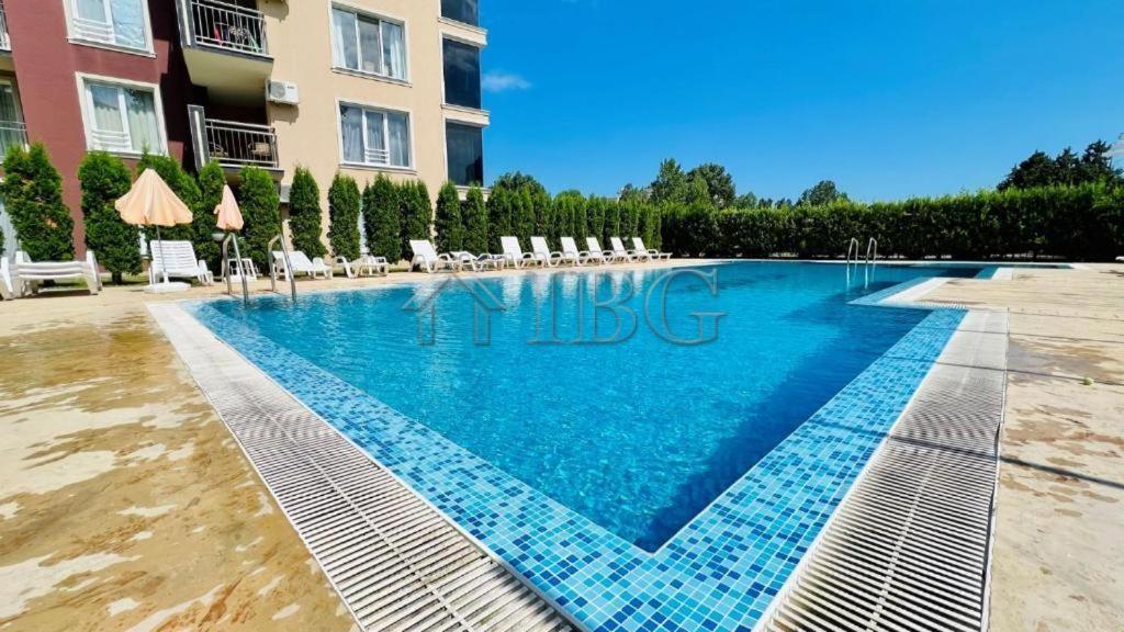 1-Bedroom Apartment in VIP Vision Complex Sunny Beach — photo 16 of 16