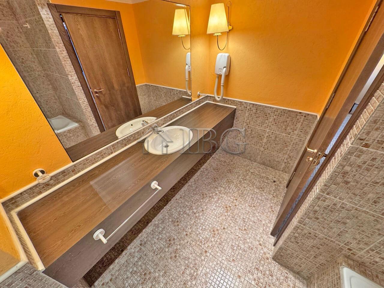 ?? 1-Bedroom Apartment with Pool View Royal Beach Barcelo, Sunny Beach — photo 14 of 15