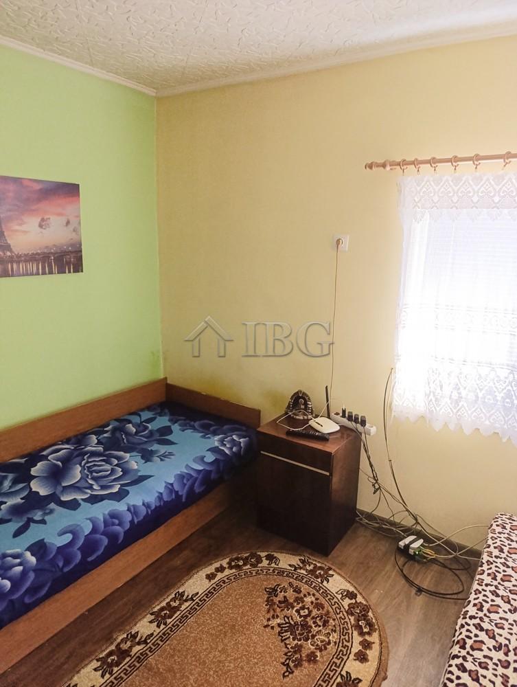 Cozy One-Storey House with Spacious Plot Near the Sea — photo 8 of 13