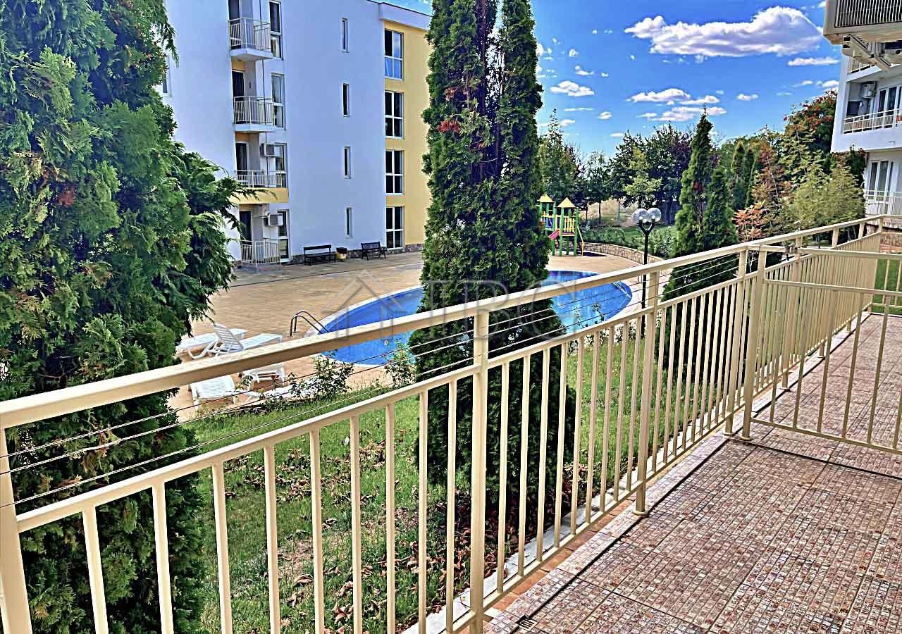 Studio with pool view Imperial Fort Club, Fortnoks Grand Resort, Sveti Vlas — photo 4 of 25