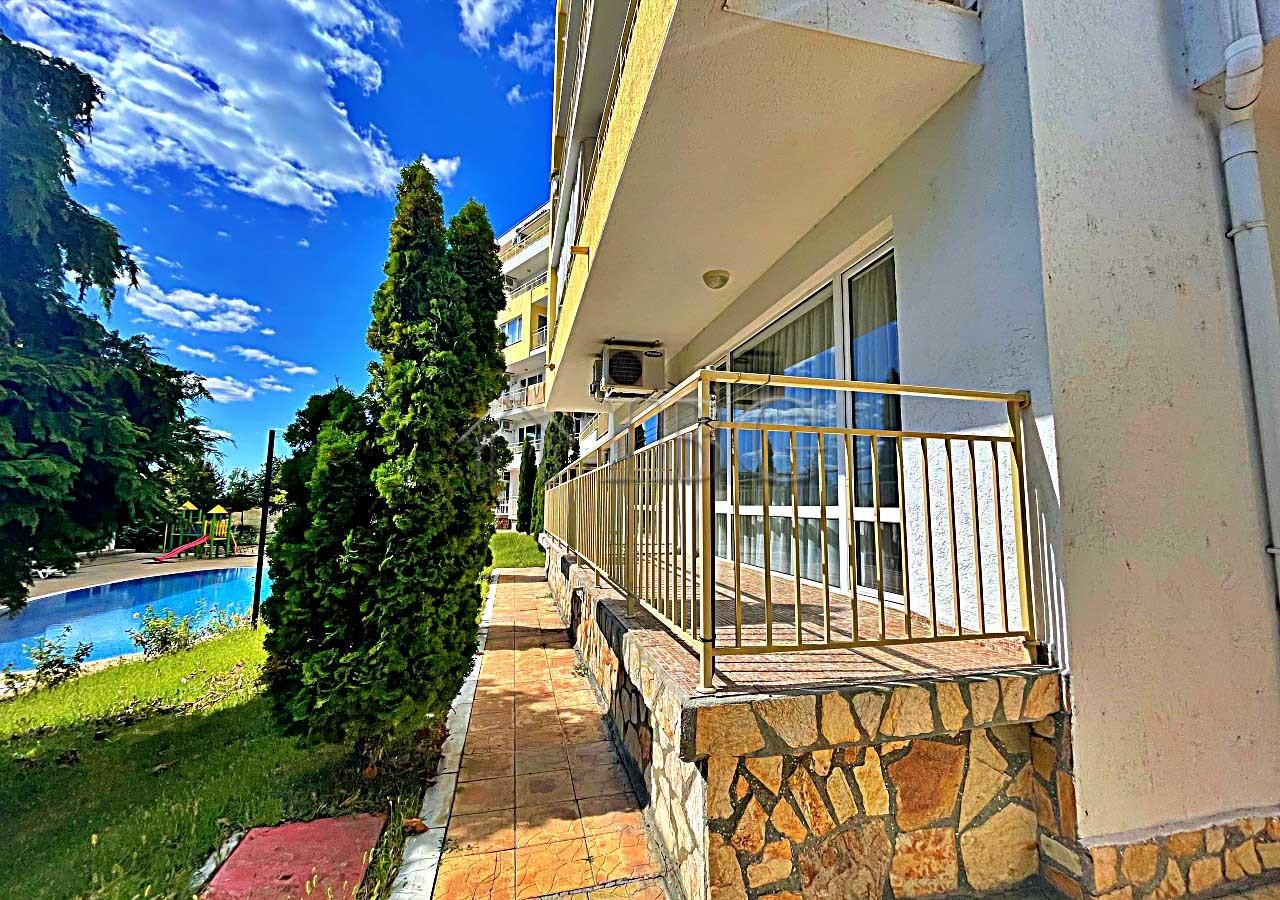 Studio with pool view Imperial Fort Club, Fortnoks Grand Resort, Sveti Vlas — photo 25 of 25