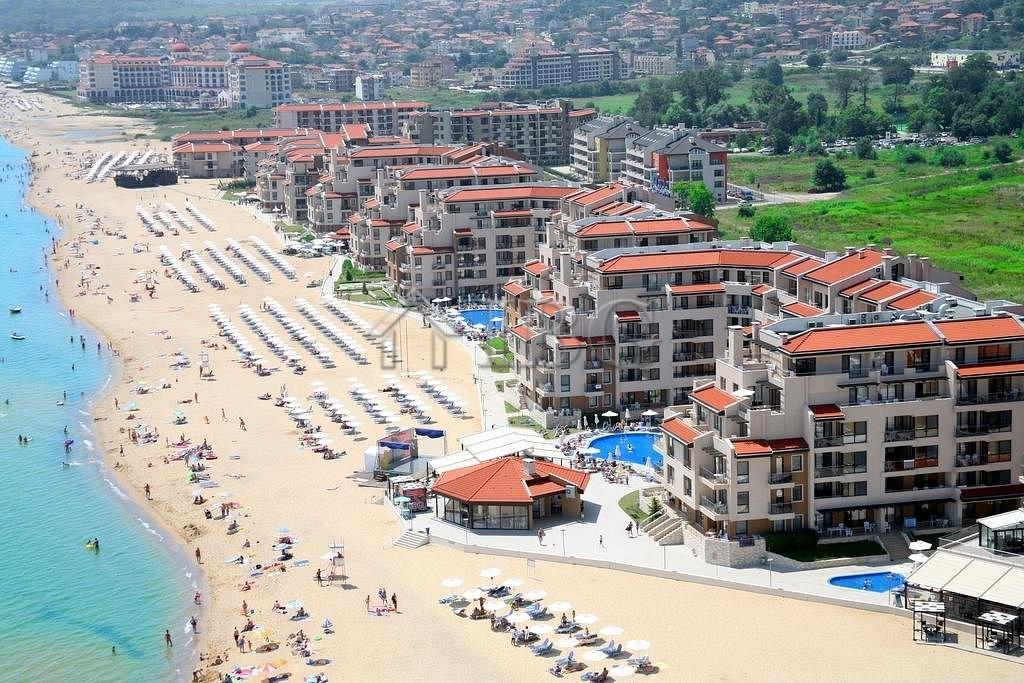 One-Bedroom Apartment with Sea View Obzor Beach Resort — photo 22 of 25