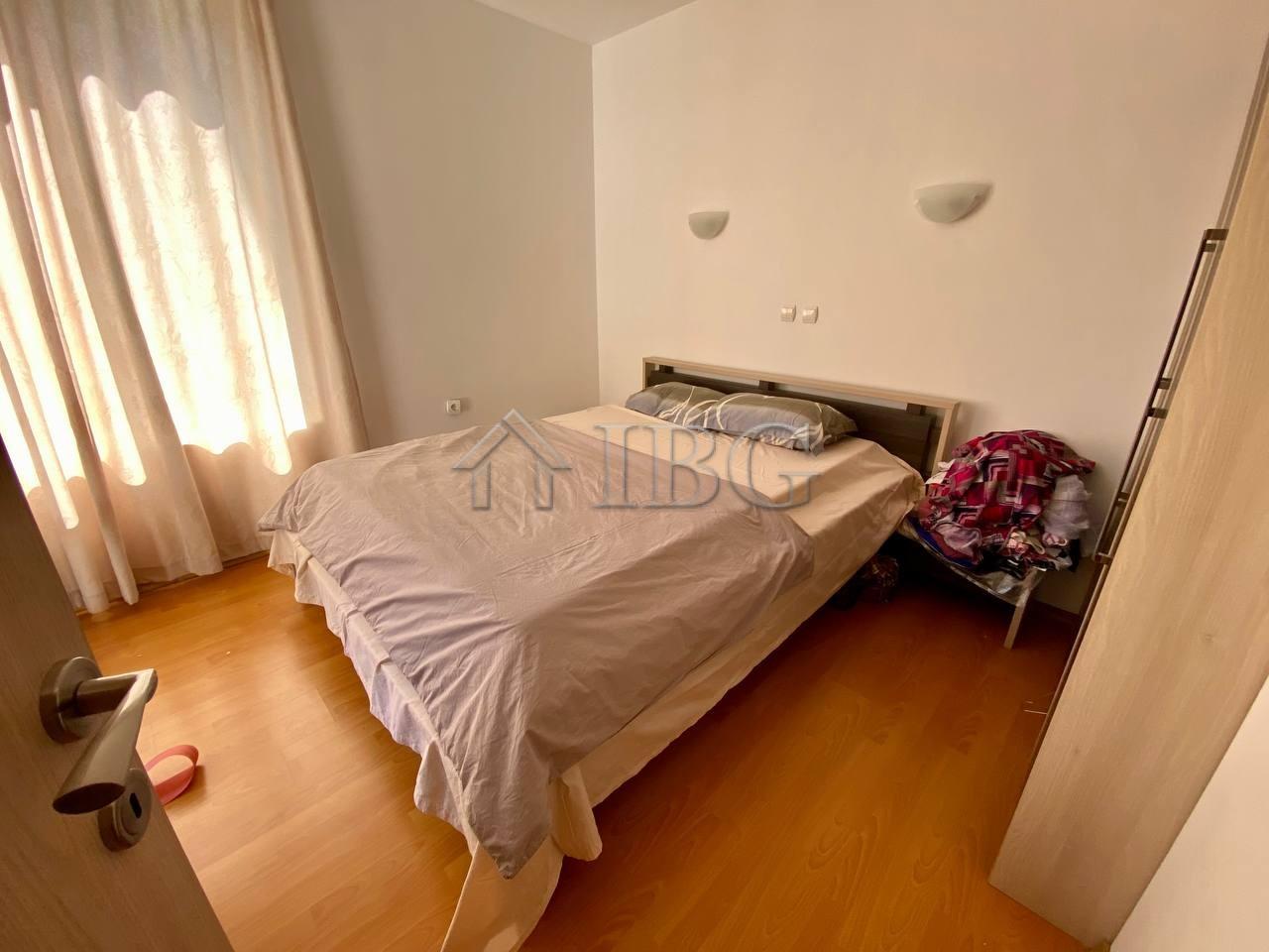 Spacious 1-Bedroom Apartment for Sale Laguna 3 Complex, Sunny Beach — photo 11 of 18