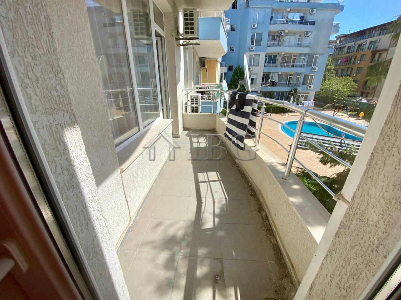 Spacious 1-Bedroom Apartment for Sale Laguna 3 Complex, Sunny Beach — main photo