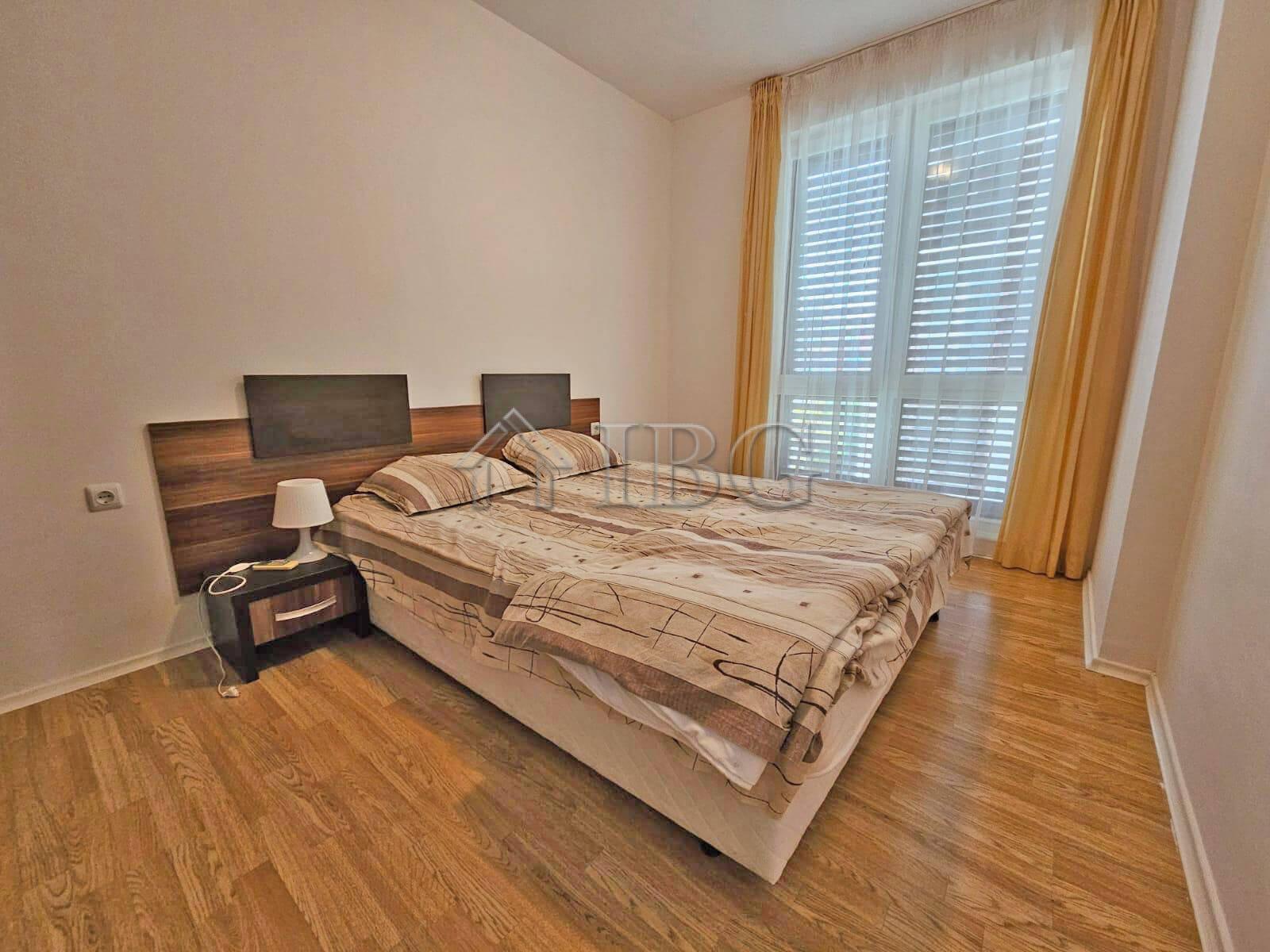 Stylish 2-Bedroom Apartment with Pool View Romance Marine, Sunny Beach — photo 9 of 20