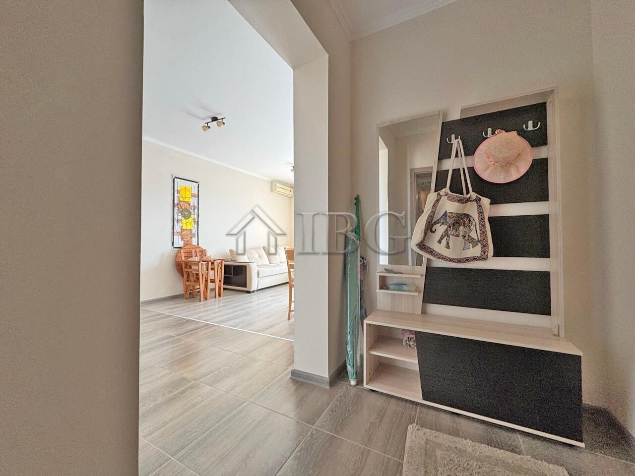 1-Bedroom Apartment in VIP Vision Complex Sunny Beach — photo 15 of 16