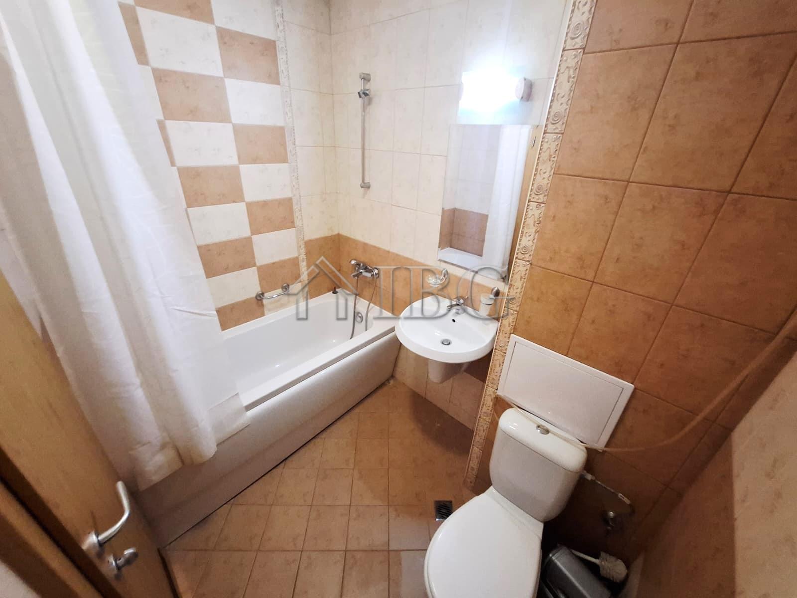 Apartment with One Bedroom and Pool View Royal Sun, Sunny Beach — photo 14 of 25