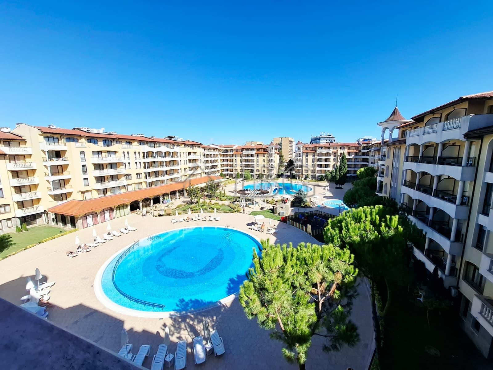 Apartment with One Bedroom and Pool View Royal Sun, Sunny Beach — main photo