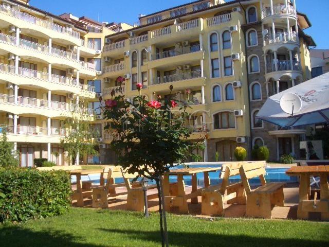 2 Bedroom Apartment with 2 bathrooms and Pool View in Summer Dreams, Sunny Beach — photo 2