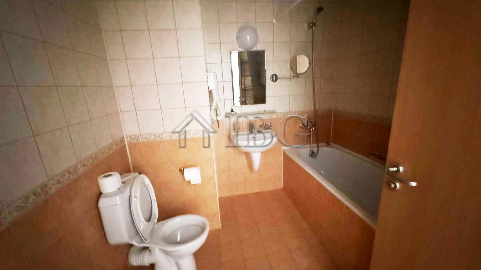 Spacious 1-Bedroom Apartment with Pool & Sea View Grand Hotel Nirvana, Sunny Beach — photo 13 of 25