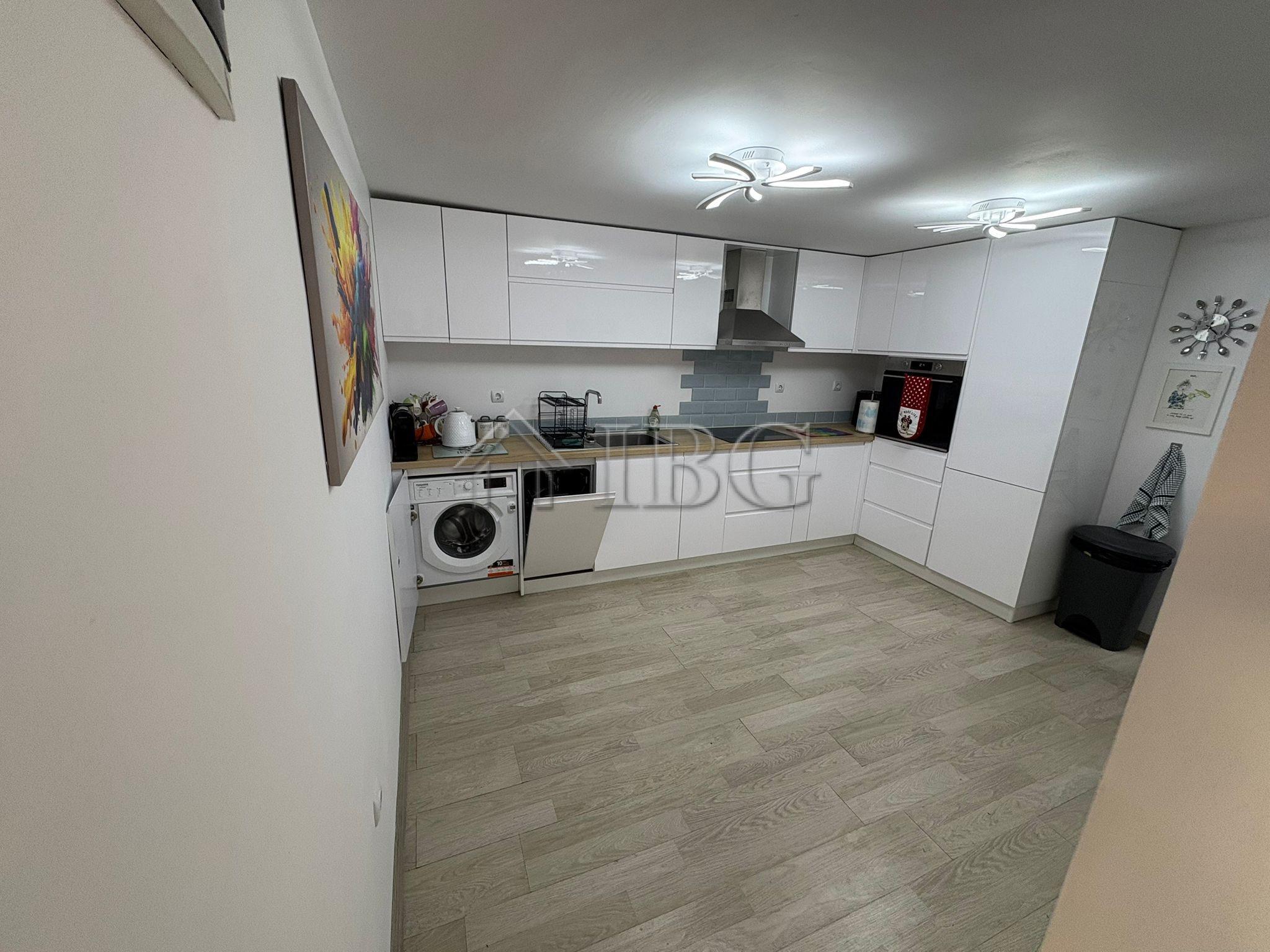 Apartment with 2 Bedrooms Rusalka Str., Sveti Vlas No Maintenance Fee — photo 13 of 25