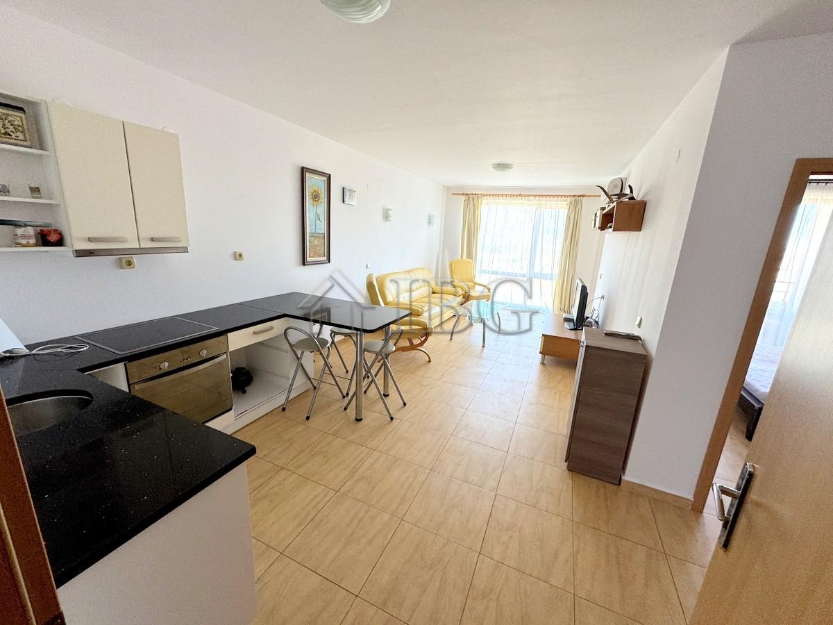 1-Bedroom Apartment with Sea and Pool View Golden Beach, Sunny Beach — photo 6