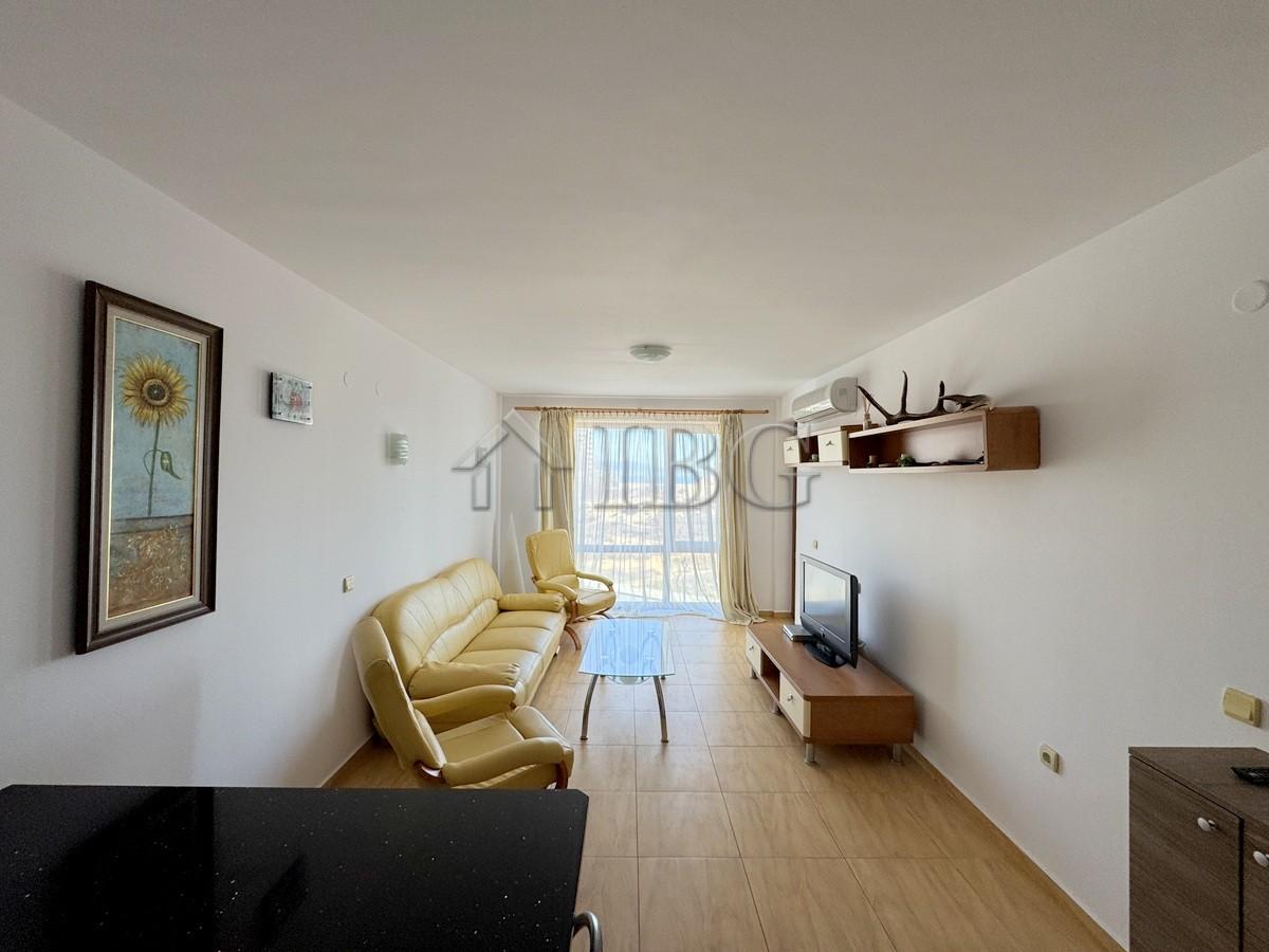 1-Bedroom Apartment with Sea and Pool View Golden Beach, Sunny Beach — photo 11 of 25