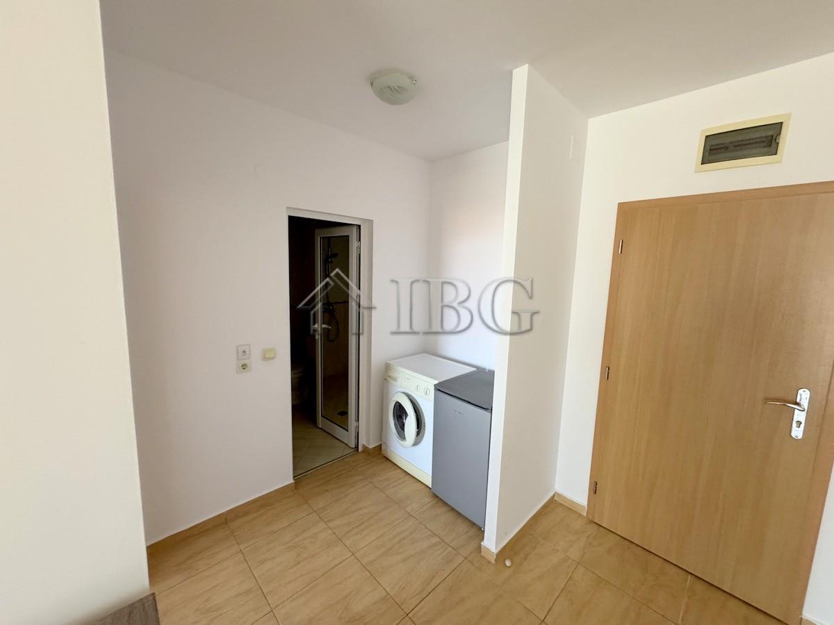 1-Bedroom Apartment with Sea and Pool View Golden Beach, Sunny Beach — photo 15 of 25