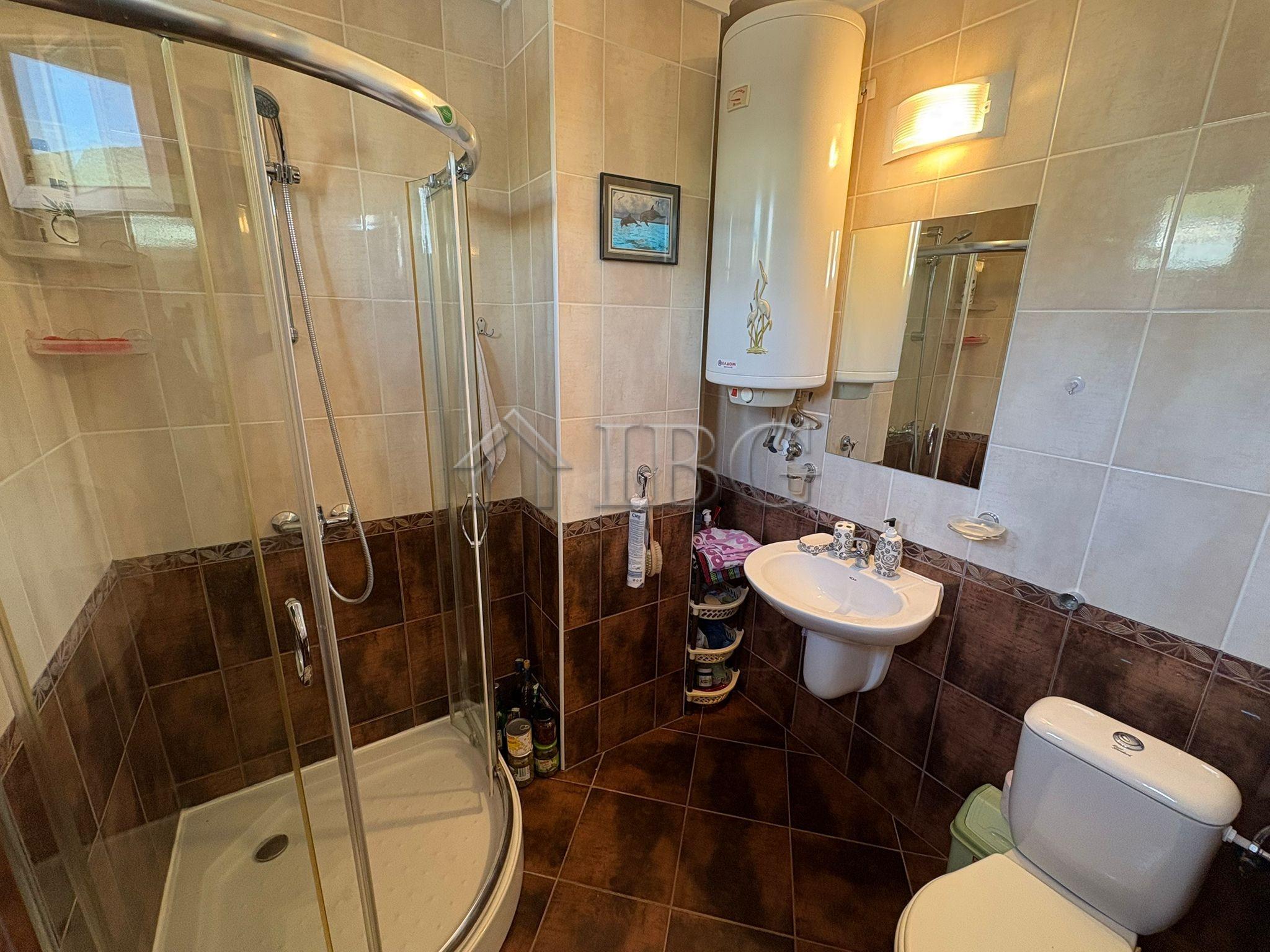 Apartment with 2 bedrooms, 2 Bathrooms Sea View Kentavar, Sveti Vlas — photo 18 of 25