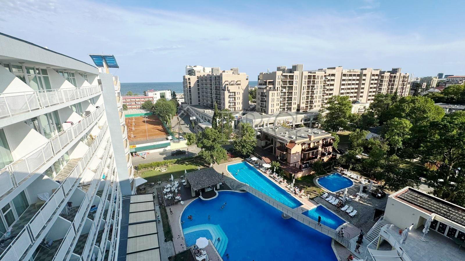 Spacious 1-Bedroom Apartment with Pool & Sea View Grand Hotel Nirvana, Sunny Beach — photo 3