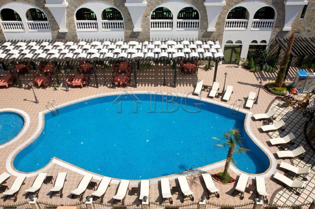 Apartment with 2 Bedrooms, 2 Bathrooms and big balcony Babylon Complex, Sunny Beach — photo 3