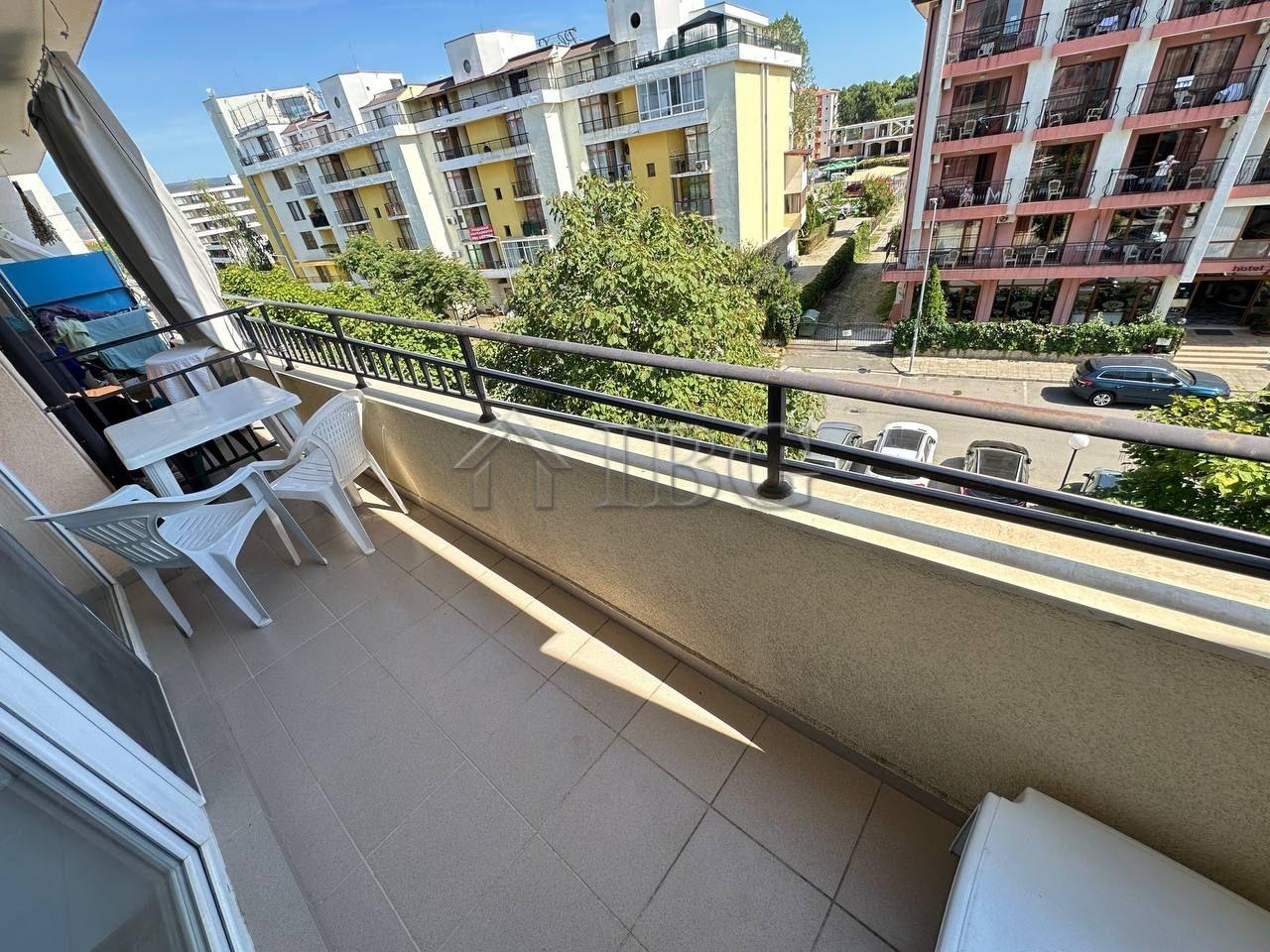 Bargain! 1-Bedroom Apartment in Grand Kamelia, Sunny Beach — photo 9 of 14