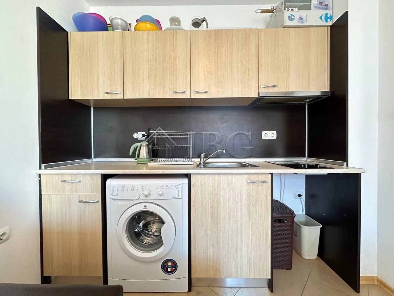 Bargain! 1-Bedroom Apartment in Grand Kamelia, Sunny Beach — photo 5