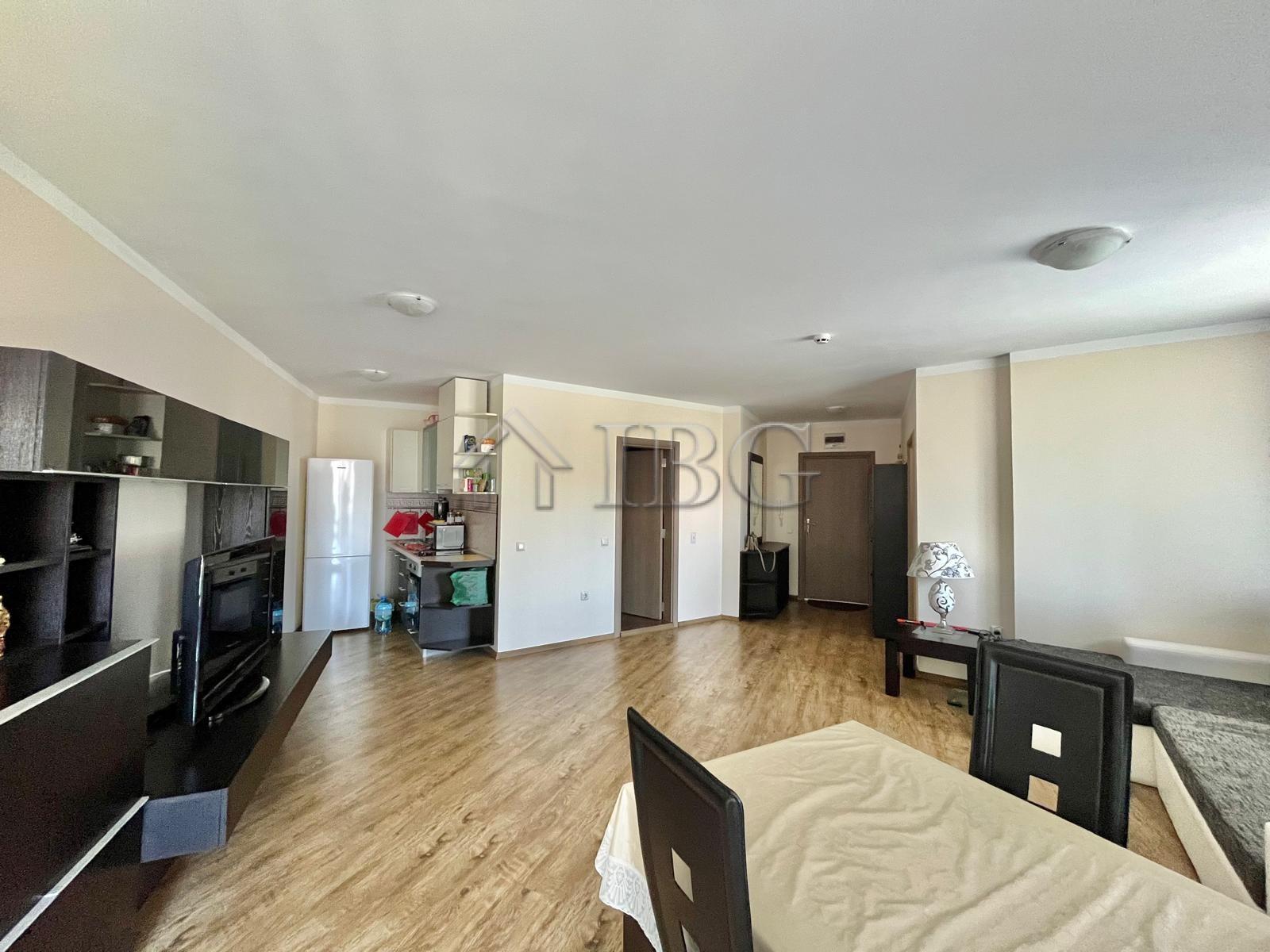 1-Bedroom Apartment Sunny Beach Plaza 5 Minutes to the Beach — photo 4