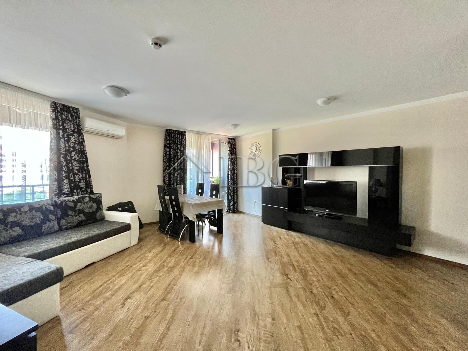1-Bedroom Apartment Sunny Beach Plaza 5 Minutes to the Beach — photo 10 of 23