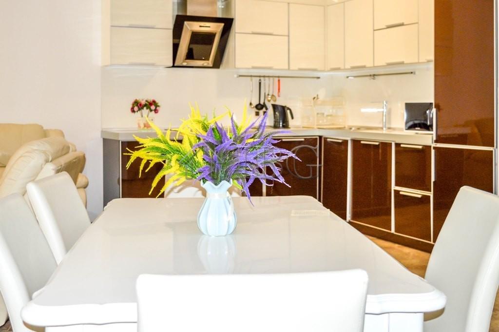Spacious 3-Bedroom Apartment with 3 Bathrooms & two patios with gardens CASA REAL, Sveti Vlas — photo 11 of 25
