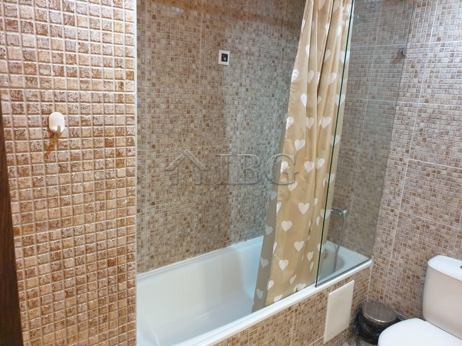 For Sale: 1-Bedroom Apartment with Partial Sea View Royal Beach Barcelo, Sunny Beach — photo 18 of 25