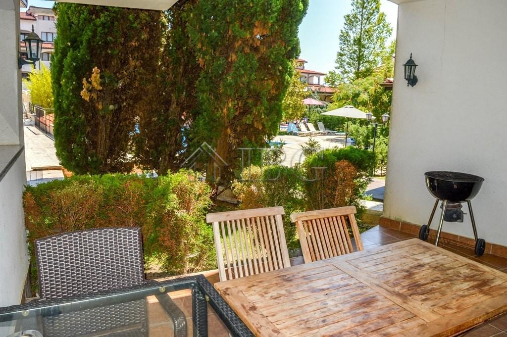 Spacious 3-Bedroom Apartment with 3 Bathrooms & two patios with gardens CASA REAL, Sveti Vlas — photo 8 of 25
