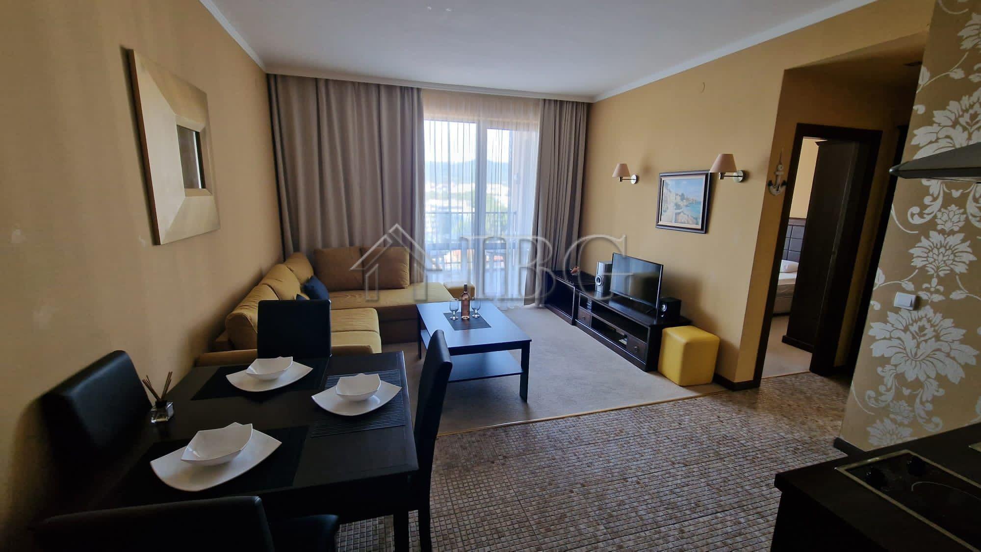 For Sale: 1-Bedroom Apartment with Partial Sea View Royal Beach Barcelo, Sunny Beach — photo 2