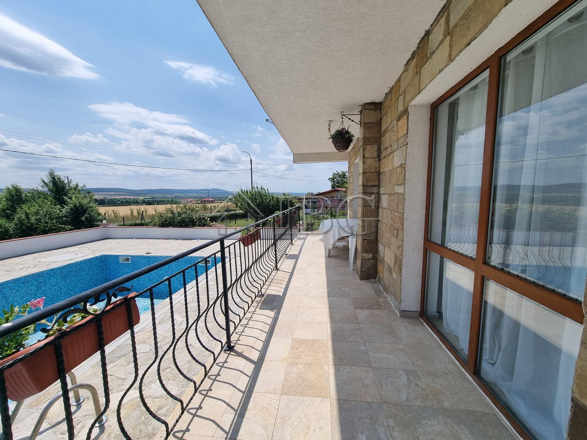 3-Bedroom, 2-Bathroom House with Swimming Pool 18 km from Sunny Beach, Bulgaria — photo 7 of 25
