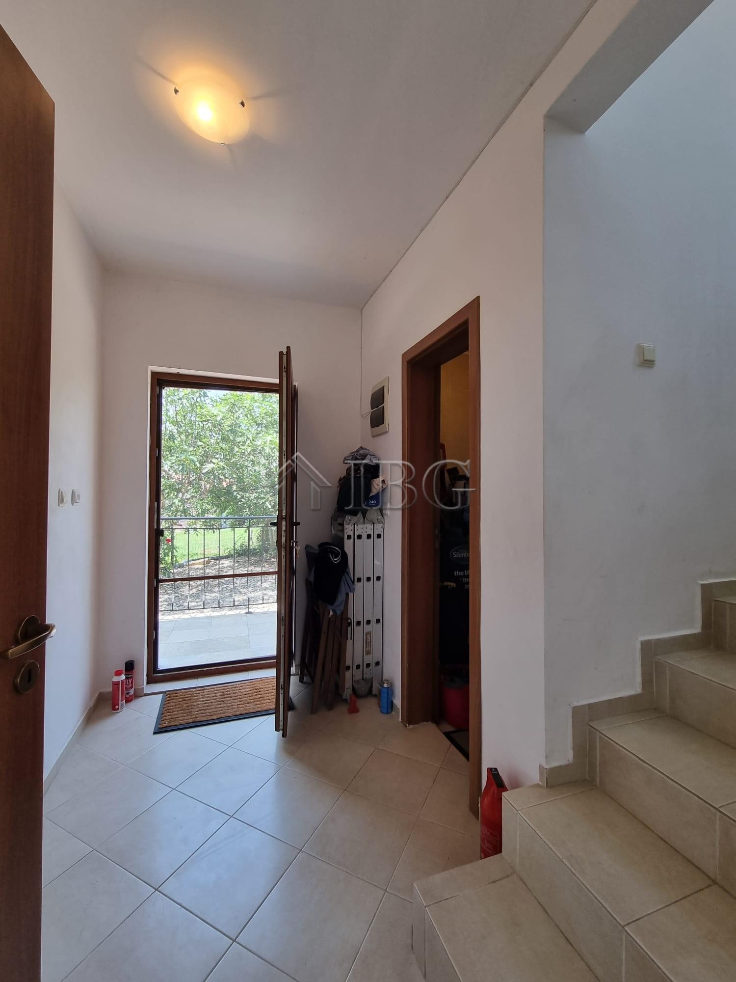3-Bedroom, 2-Bathroom House with Swimming Pool 18 km from Sunny Beach, Bulgaria — photo 16 of 25