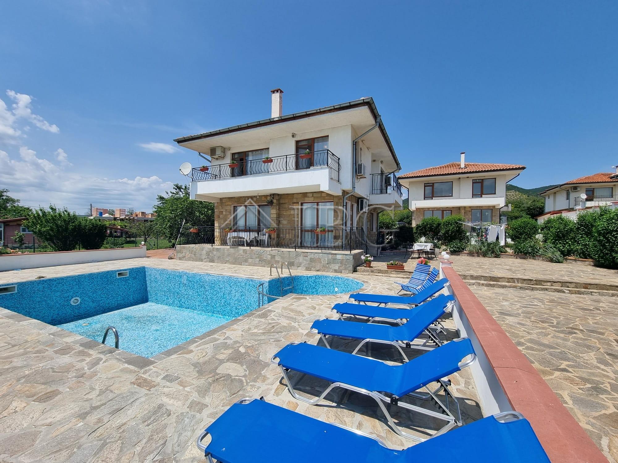 3-Bedroom, 2-Bathroom House with Swimming Pool 18 km from Sunny Beach, Bulgaria — main photo