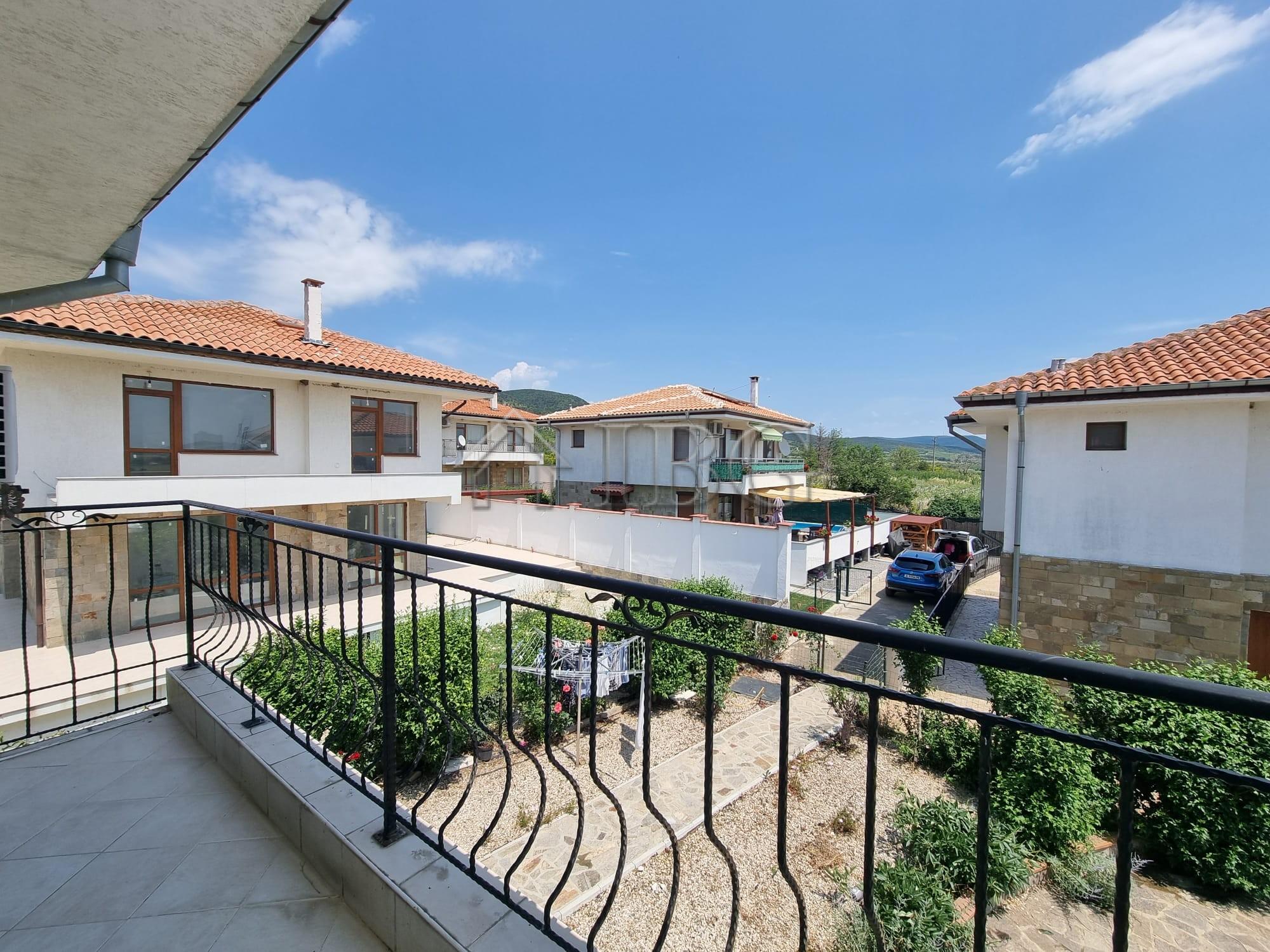 3-Bedroom, 2-Bathroom House with Swimming Pool 18 km from Sunny Beach, Bulgaria — photo 24 of 25