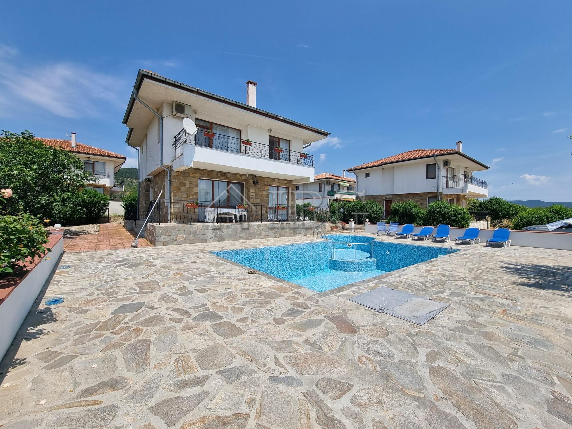 3-Bedroom, 2-Bathroom House with Swimming Pool 18 km from Sunny Beach, Bulgaria — photo 2