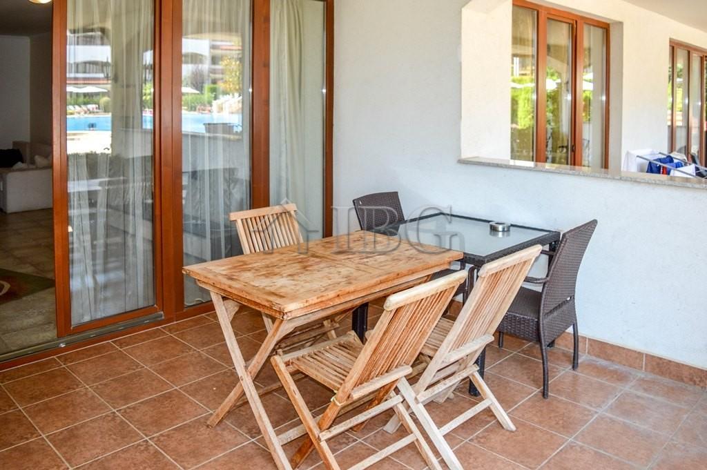 Spacious 3-Bedroom Apartment with 3 Bathrooms & two patios with gardens CASA REAL, Sveti Vlas — photo 15 of 25