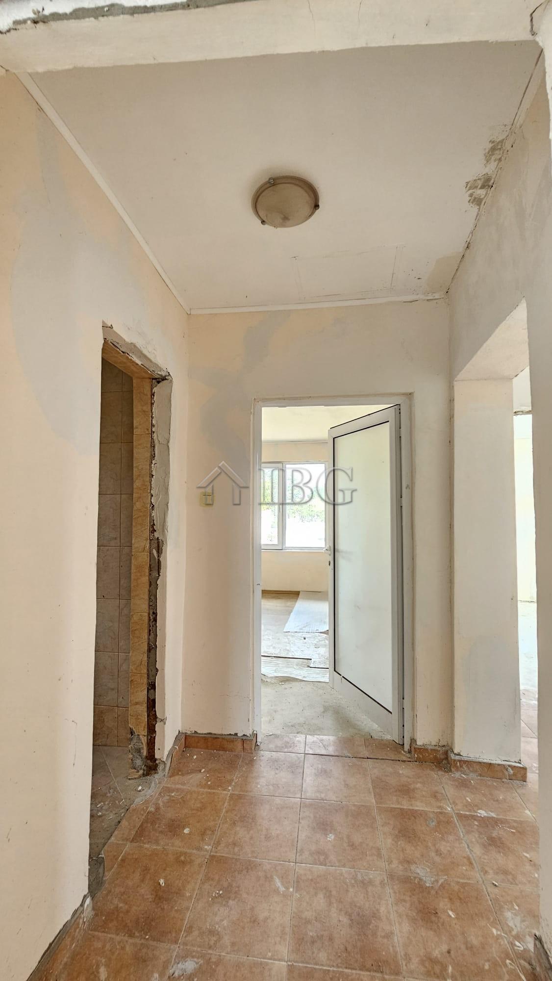 One-Storey Budget House for Sale in Dyulevo Village, Burgas Region, Bulgaria — photo 3