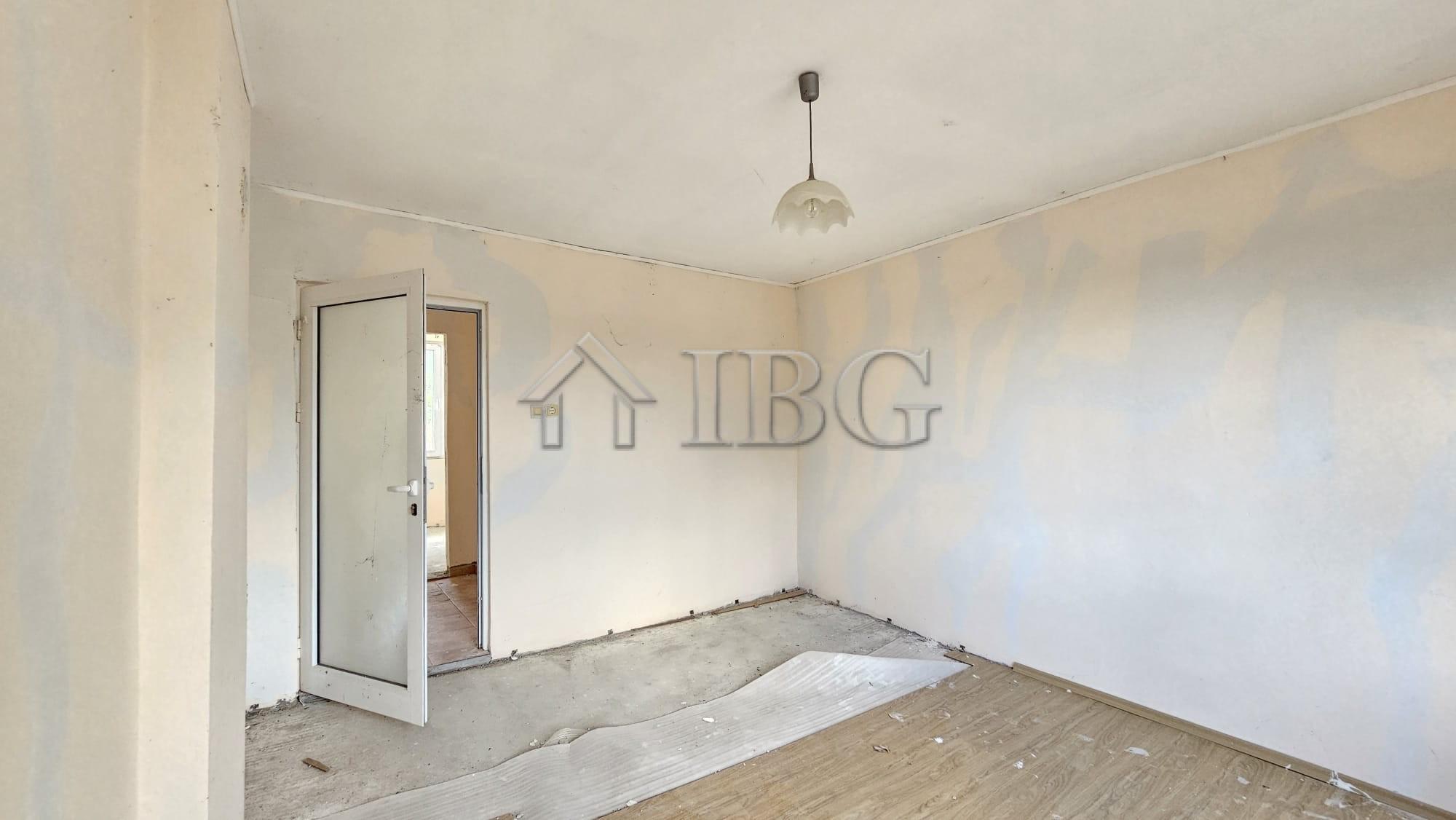 One-Storey Budget House for Sale in Dyulevo Village, Burgas Region, Bulgaria — photo 4