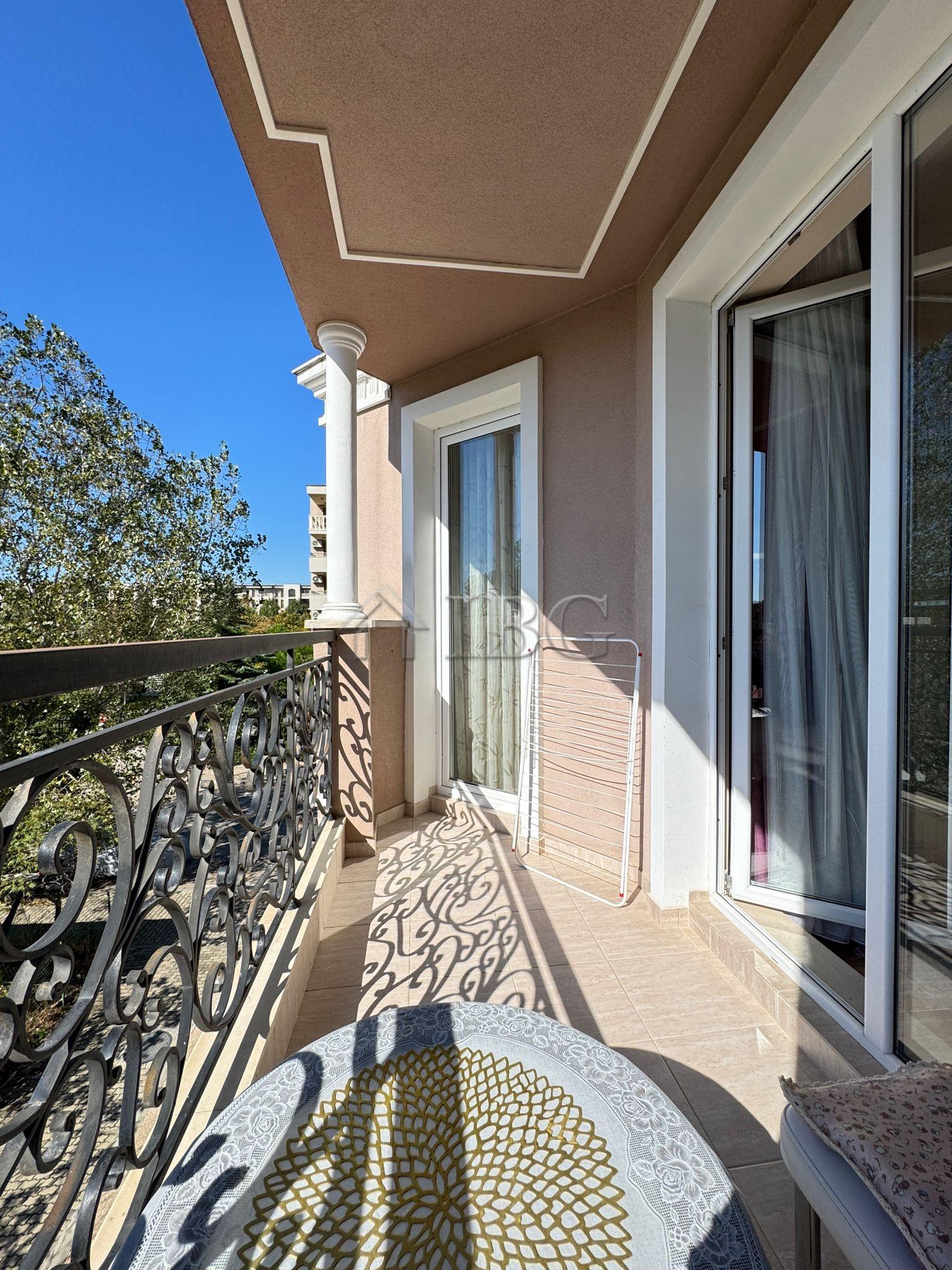 One bedroom apartment in IZIDA PALACE, Sunny Beach — photo 10 of 23