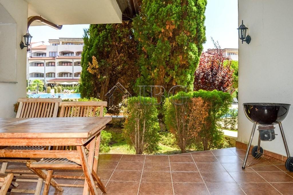 Spacious 3-Bedroom Apartment with 3 Bathrooms & two patios with gardens CASA REAL, Sveti Vlas — photo 7 of 25