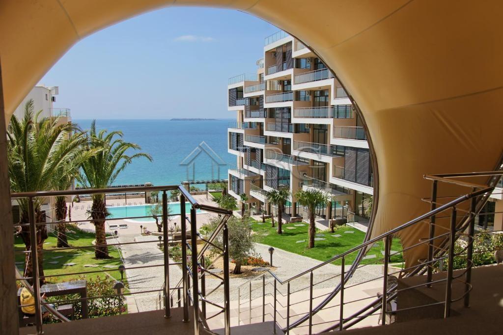 Renovated 1-Bedroom Apartment with Sea View Dolce Vita 2, Sveti Vlas — photo 23 of 25