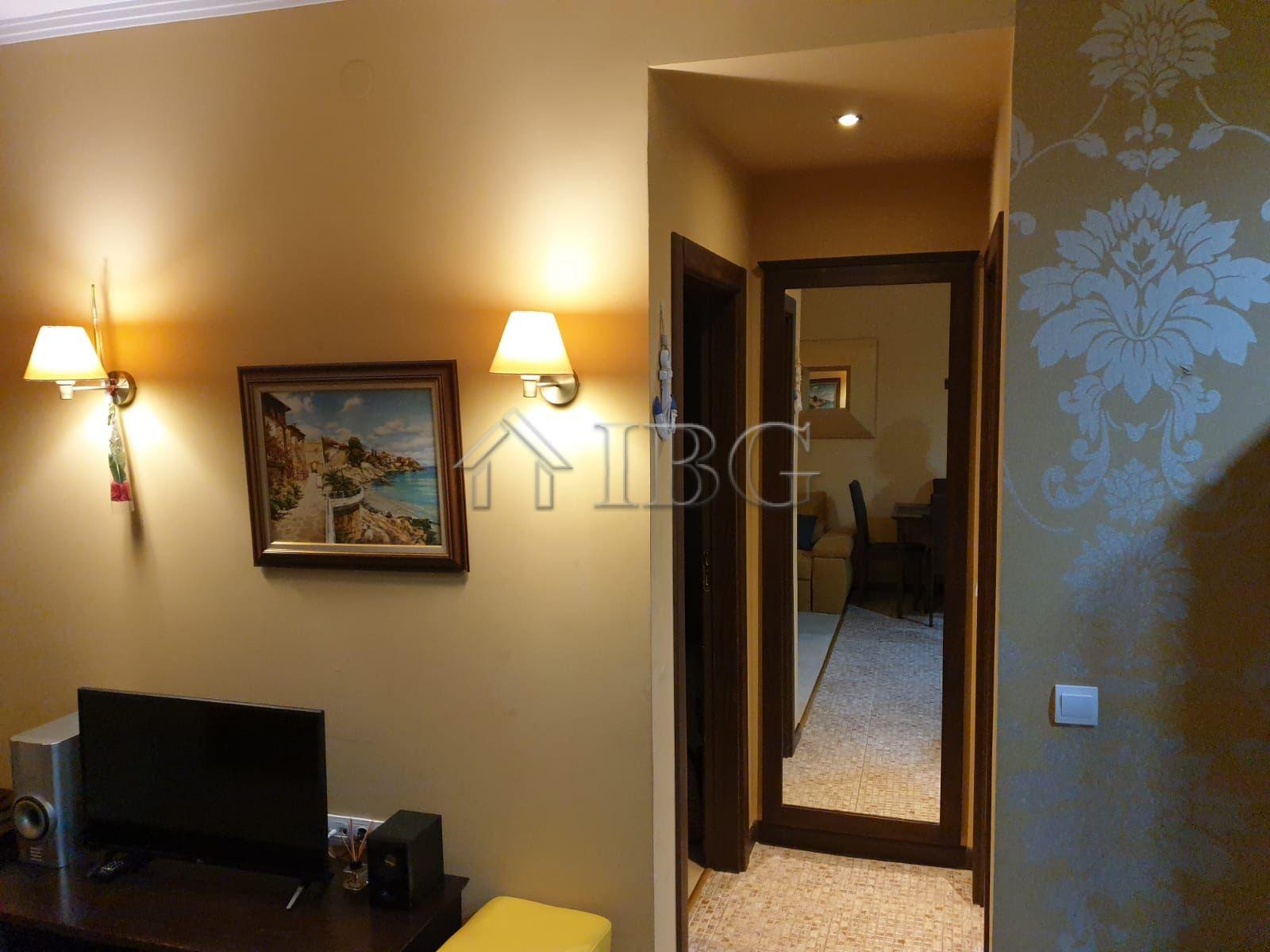 For Sale: 1-Bedroom Apartment with Partial Sea View Royal Beach Barcelo, Sunny Beach — photo 16 of 25