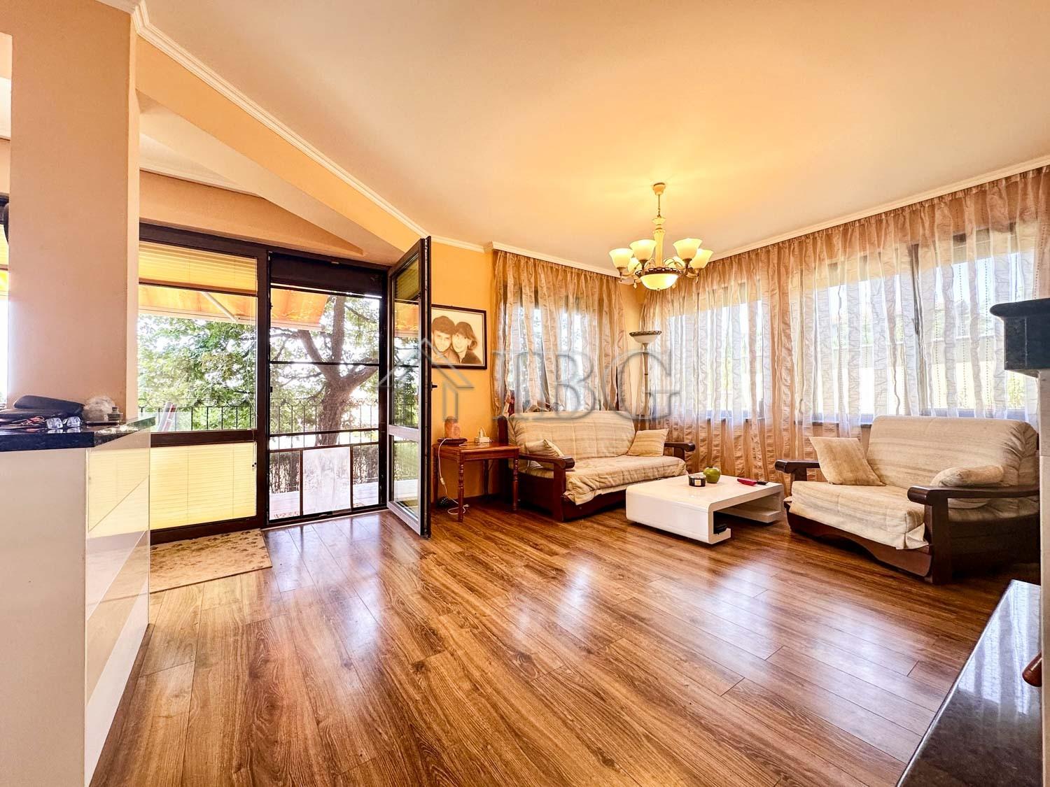 Two-Storied House with sea view and Pool for Sale in Kosharitsa, Burgas Region — photo 13 of 25