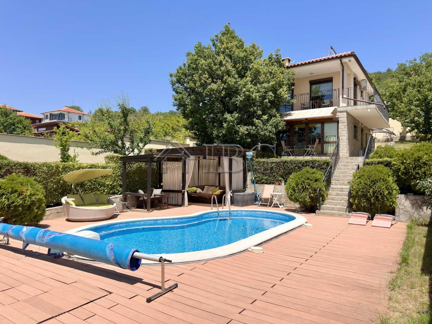 Two-Storied House with sea view and Pool for Sale in Kosharitsa, Burgas Region — main photo
